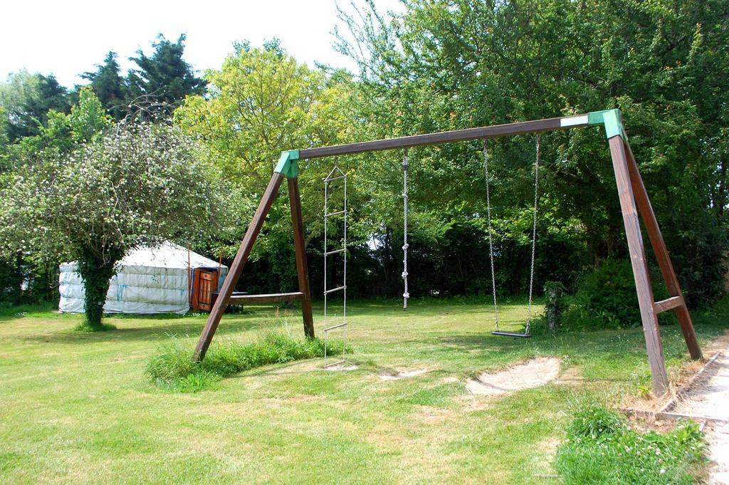 Village Insolite Tiny Saint-Benoît-des-Ondes Exterior foto